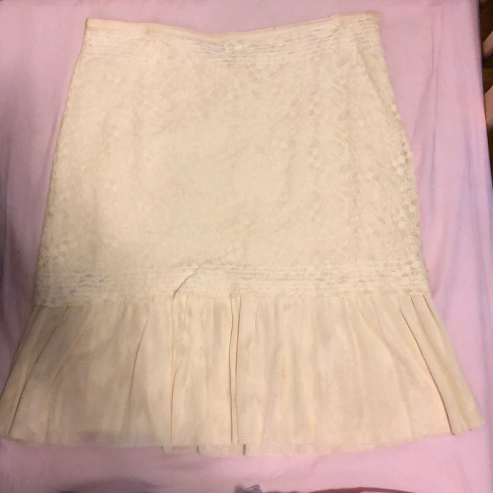 Cream max studio lace and tule skirt